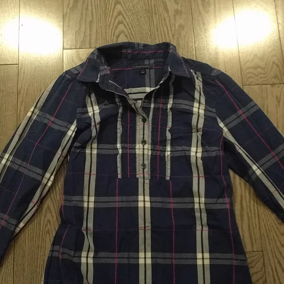 Beautiful dress by Tommy Hilfiger 🌟🍀🌸 - Picture 2 of 16